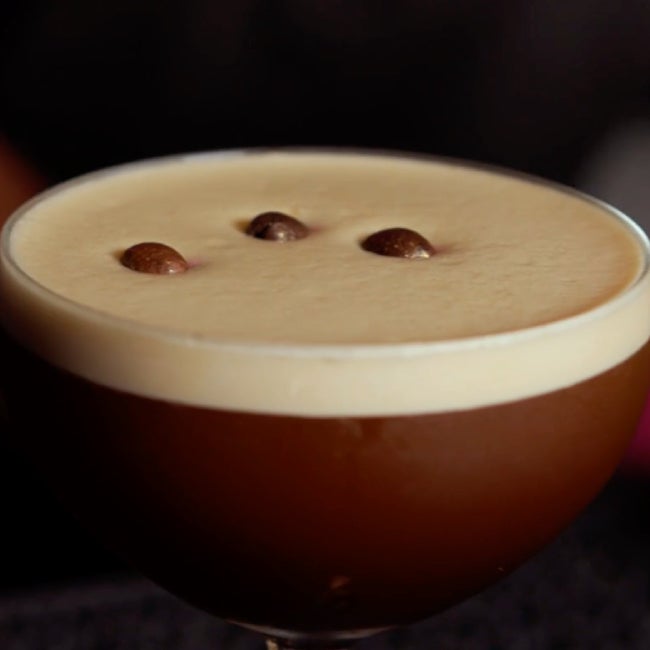 PVs Espresso Martini i et cocktailglas